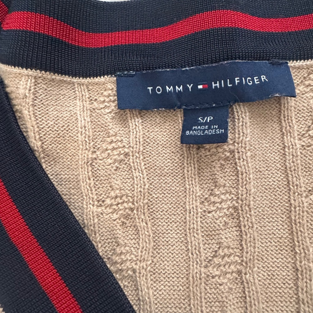 Tommy Hilfiger Tan V-Neck Cable Knit Sweater - Picture 4 of 7